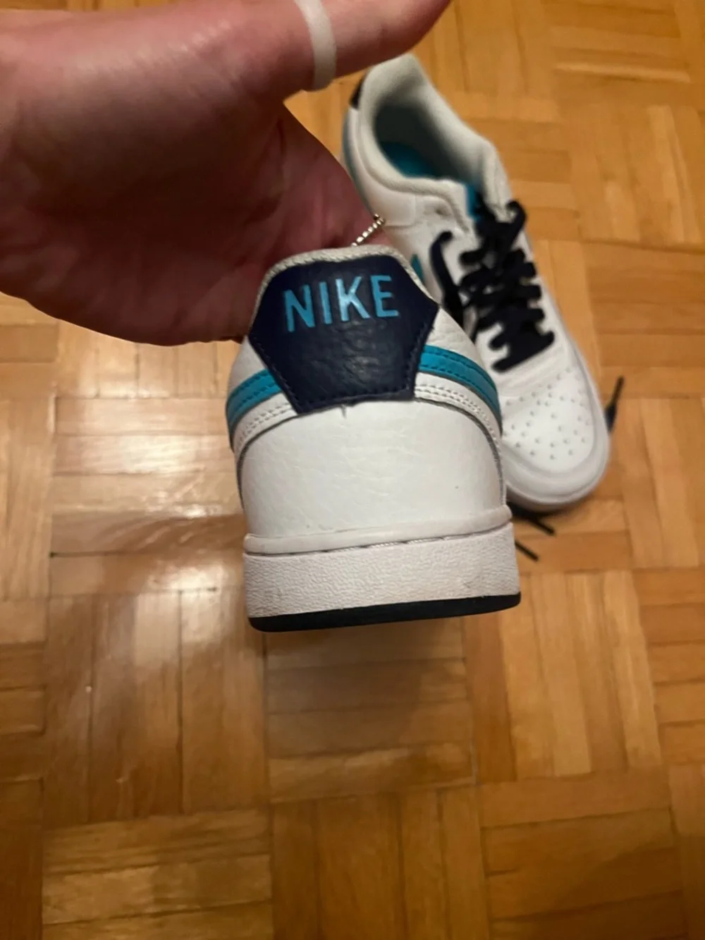 Nike Men’s White Sneakers with Turquoise Swoosh - Picture 3 of 7